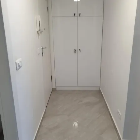 شقة Two-room Close To Center *
