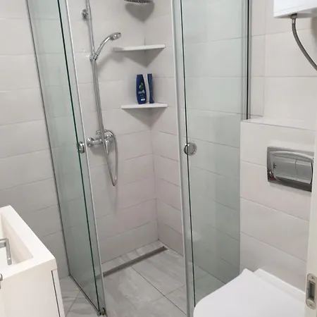 شقة Two-room Close To Center سبليت